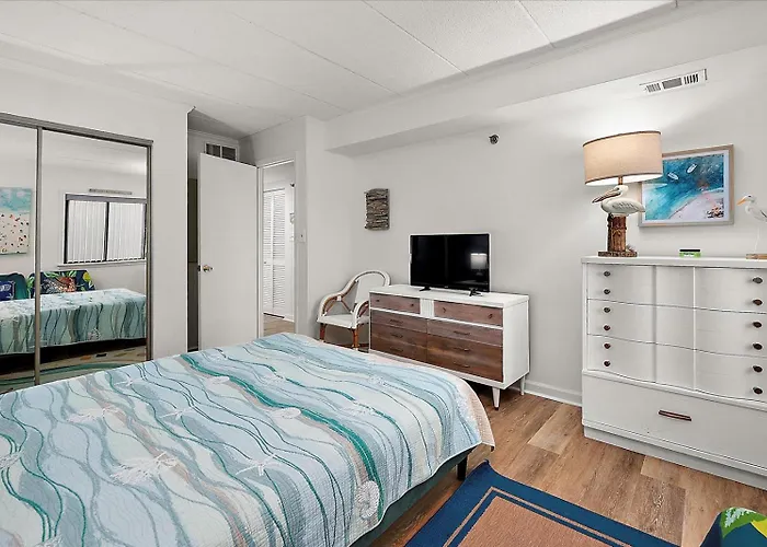 Holiday home Bay Princess-spacious With Beautiful Bay Views From 24'wide Covered Balcony!